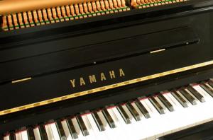 Cách phân biệt piano điện Yamaha chính hãng